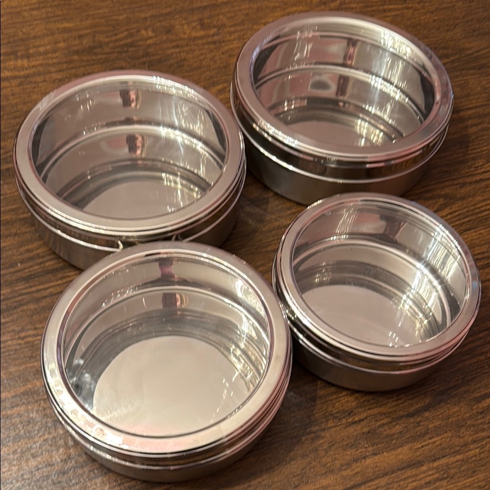 Silver Round Food Storage Containers for Kitchen